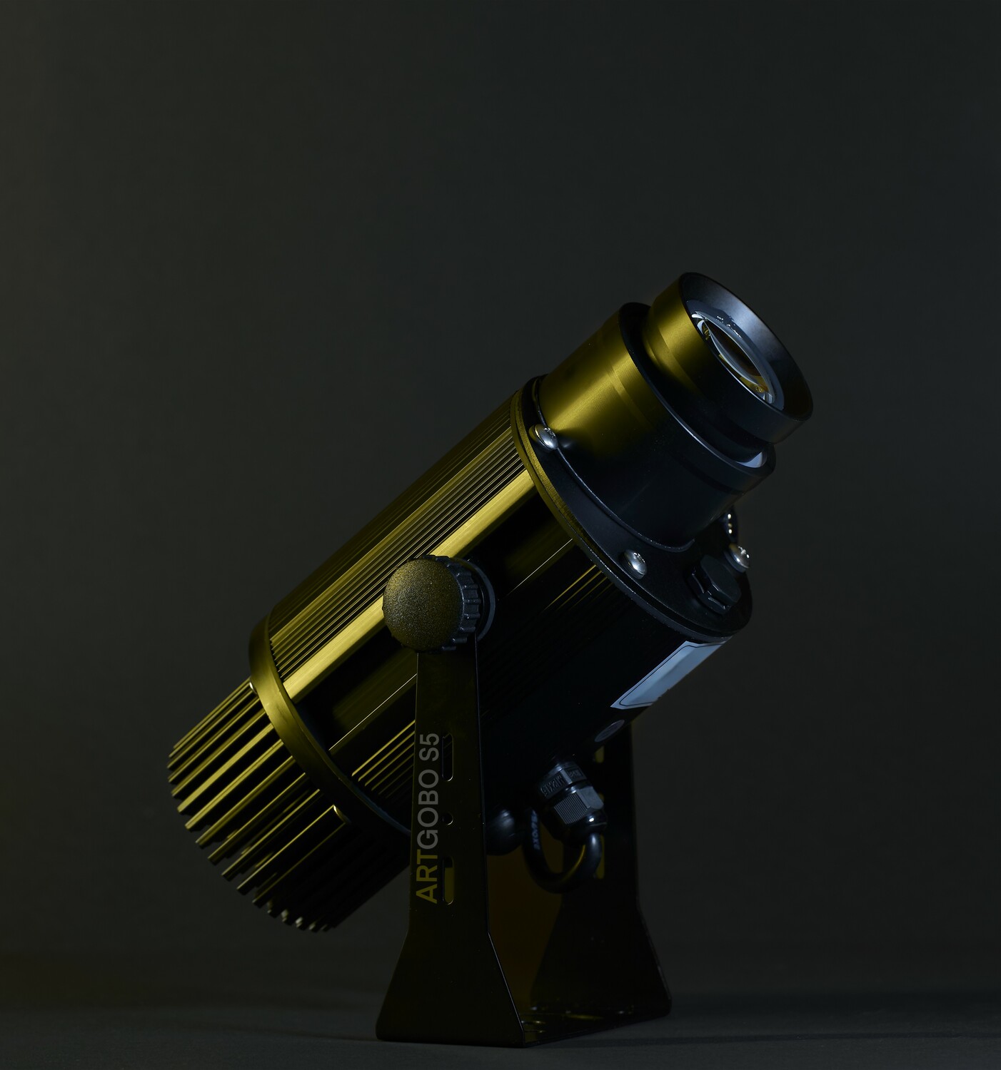 Гобо проектор для рекламы Гобо проектор для рекламы